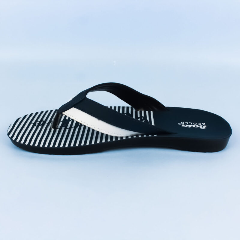 Bata men's casual  wear flipflops - Image 4